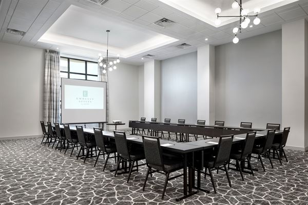 Embassy Suites by Hilton Tampa Airport Westshore