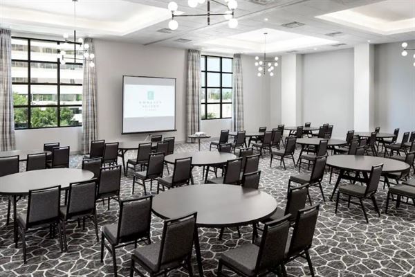 Embassy Suites by Hilton Tampa Airport Westshore