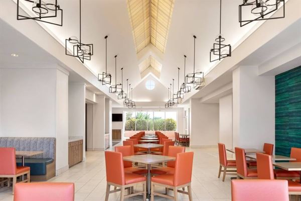 Embassy Suites by Hilton Tampa Airport Westshore