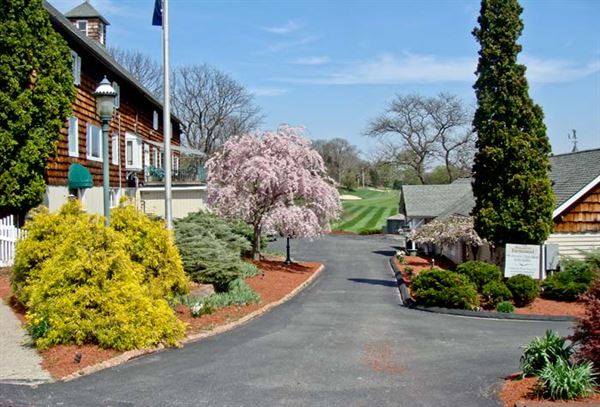 Farmstead Golf & Country Club