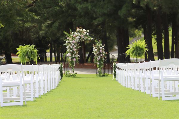 Forest Oaks Country Club