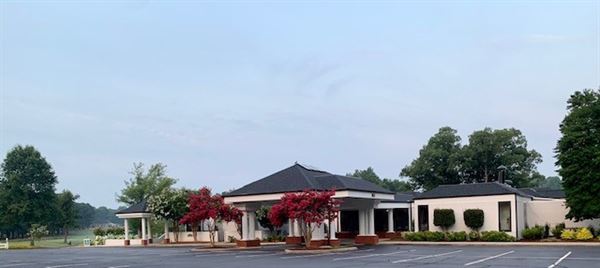 Forest Oaks Country Club