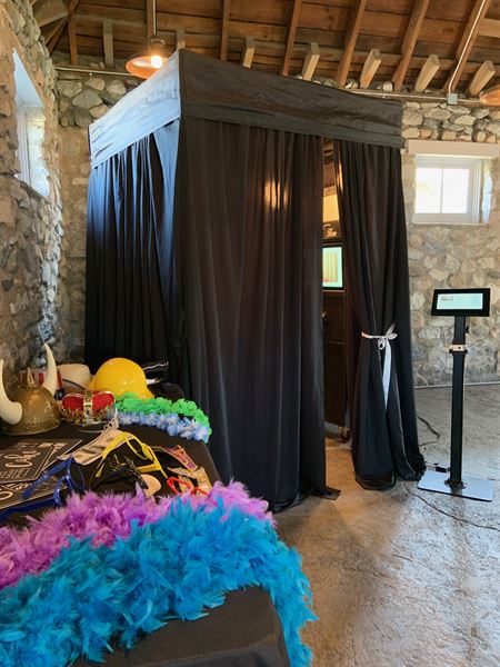 Happy Snappy Photo Booth