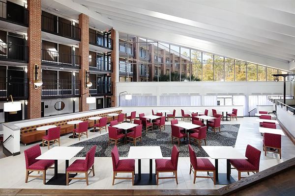 Wyndham Garden Columbia