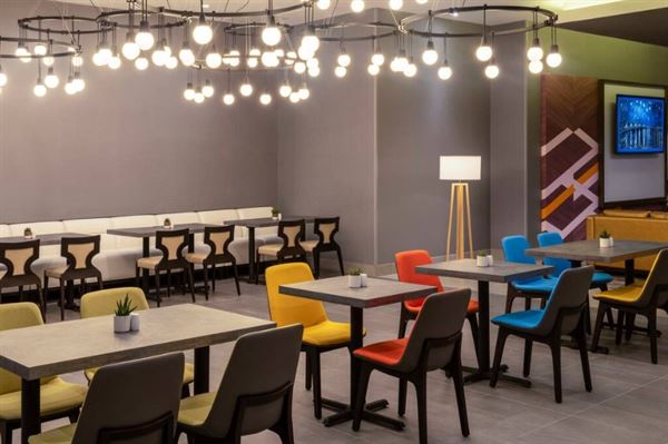 Hilton Garden Inn Pomona