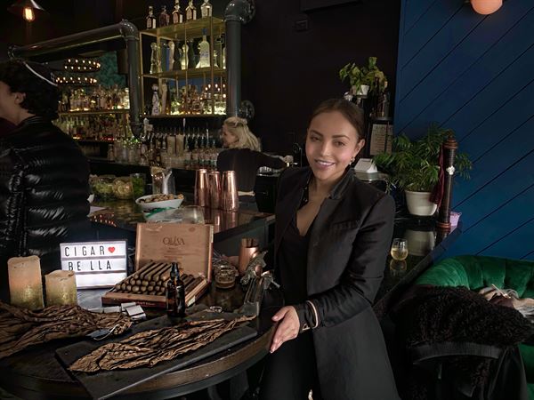 cigar roller | cigar rolling