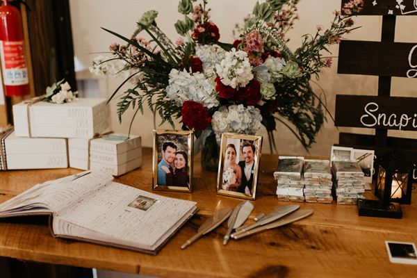 Forever Moments Wedding Planner