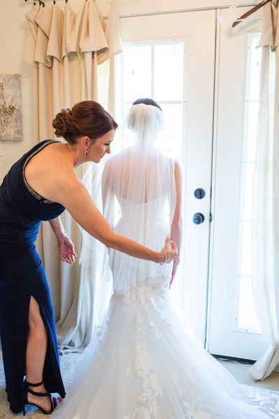 Weddings At Lakeside