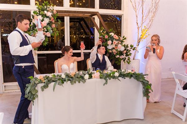 Weddings At Lakeside