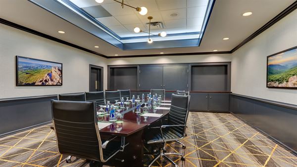 Holiday Inn Staunton Conference Center