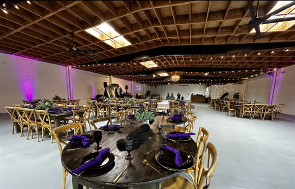 The Rustic  & Chic co .