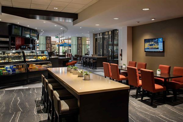 Holiday Inn Vancouver Downtown