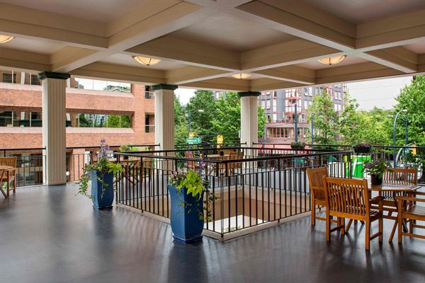 Holiday Inn Vancouver Downtown