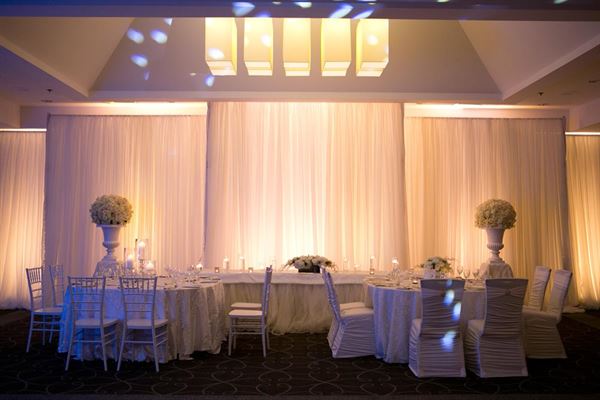 Hilton Winnipeg Airport Suites