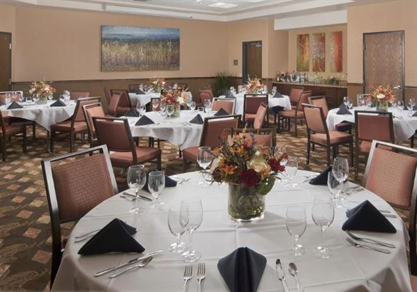 Best Western - Premier Ivy Inn & Suites