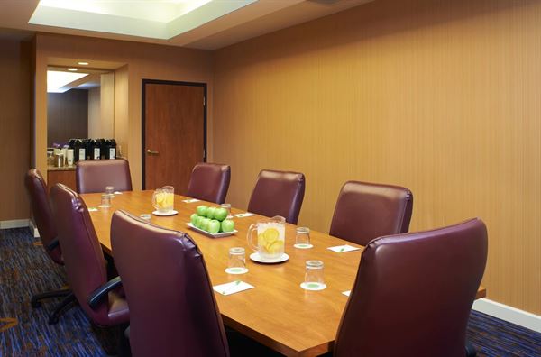 Courtyard Kansas City Overland Park/Convention Center