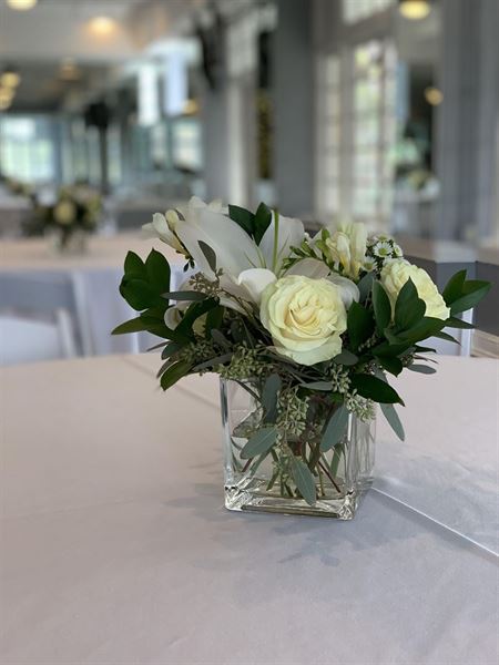 Abington Club/1910 Bar & Grill