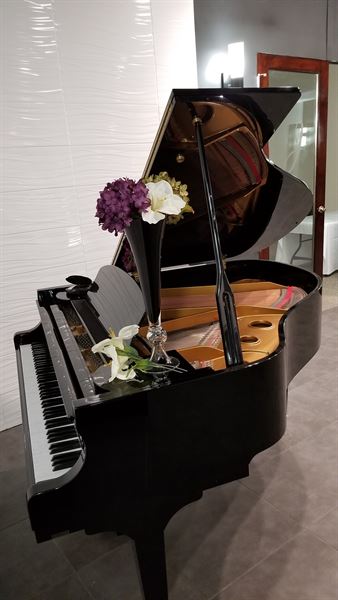 Julia's Banquet Center