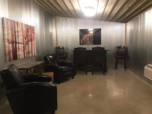 The Grooms Suite
