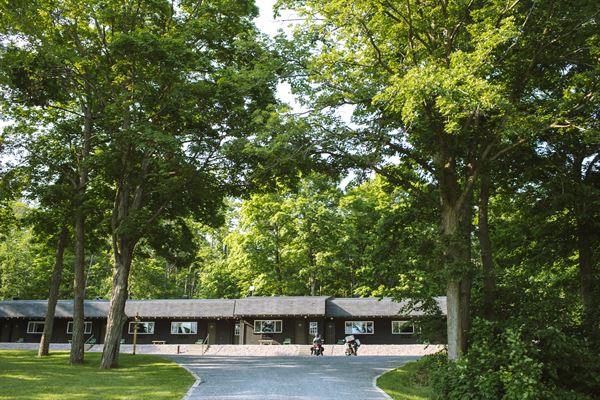 Somewhere Inn Calabogie