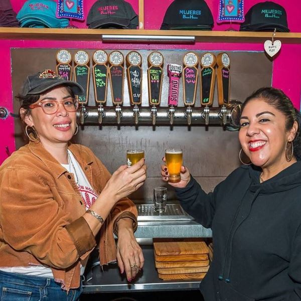 Mujeres Brew House