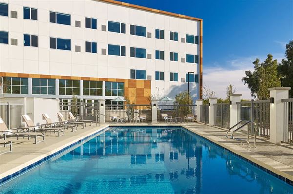 Element Chandler Fashion Center