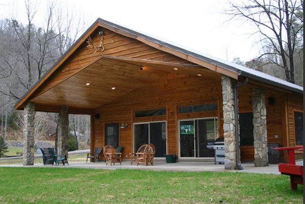Lands Creek Log Cabin
