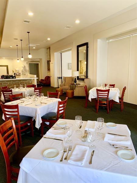 ANNUNCIATION Restaurant