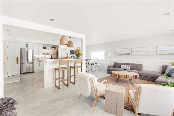 BAJA BEACH HOUSE (Operated by Roam Vacation Rentals (RVR)