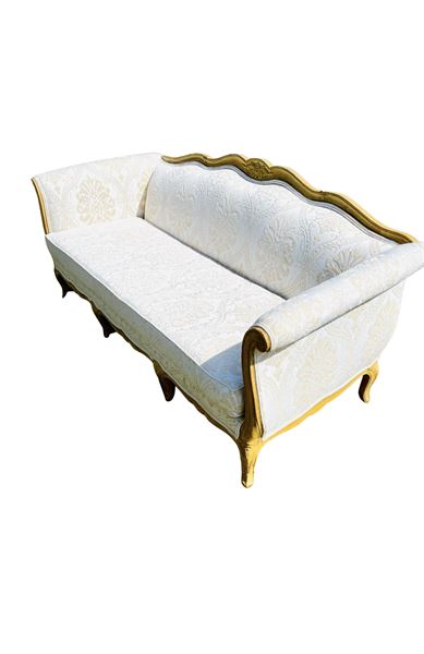 Renaissance Rentals LLC