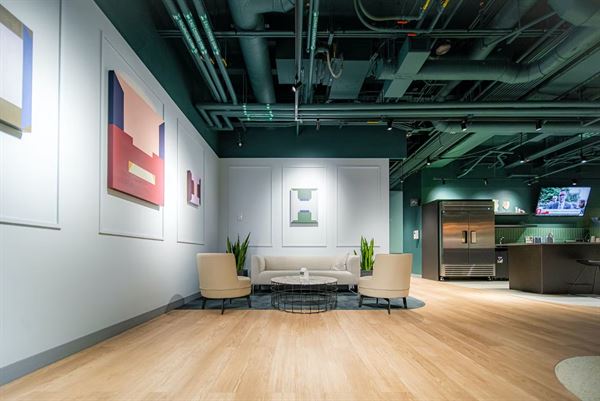 The Dorchester Lounge