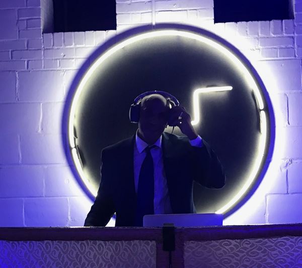 Groove On Entertainment