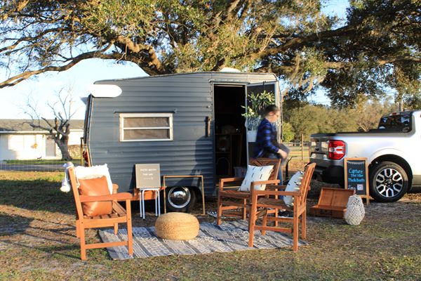 Capture the Vibe Photo Booth