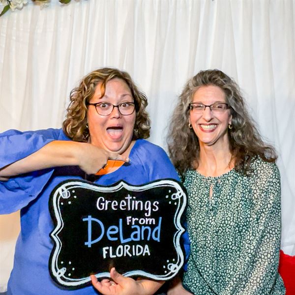 Capture the Vibe Photo Booth