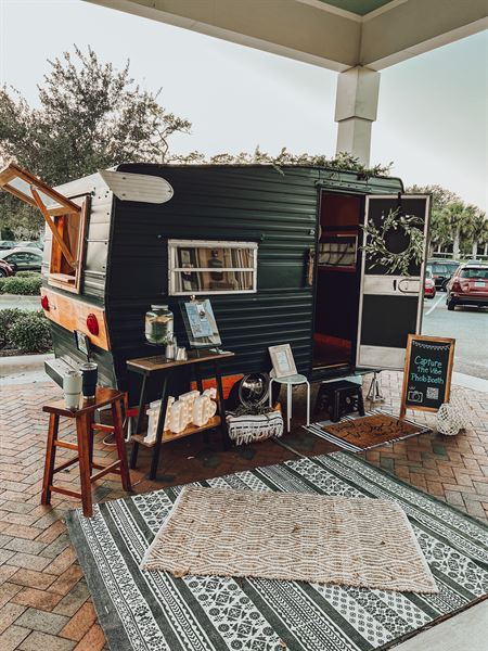 Capture the Vibe Photo Booth