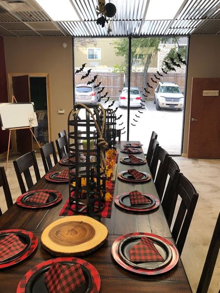 Stumpy's Hatchet House SA