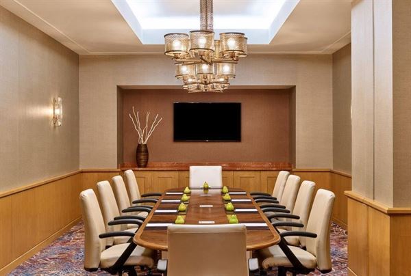 Hilton Los Angeles North/Glendale Hotel