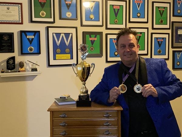 Chris Yuill-Comedy Magician - Abbotsford