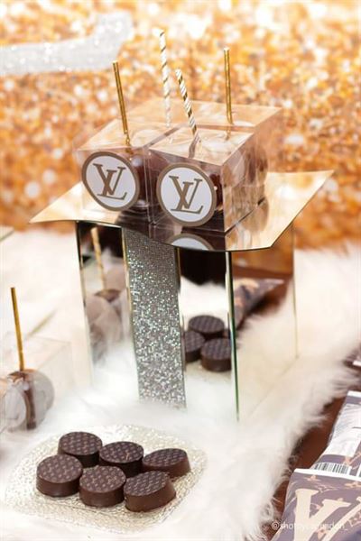 The River Restaurant & Lounge