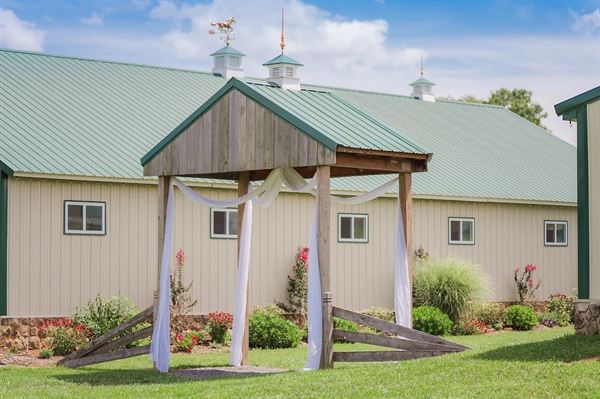 The Barns at Maple Valley Farm