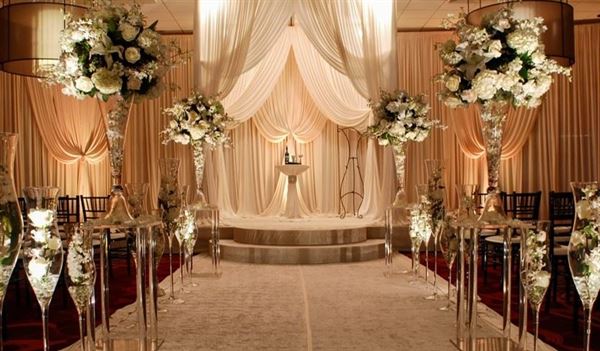 Renaissance Chicago North Shore Hotel