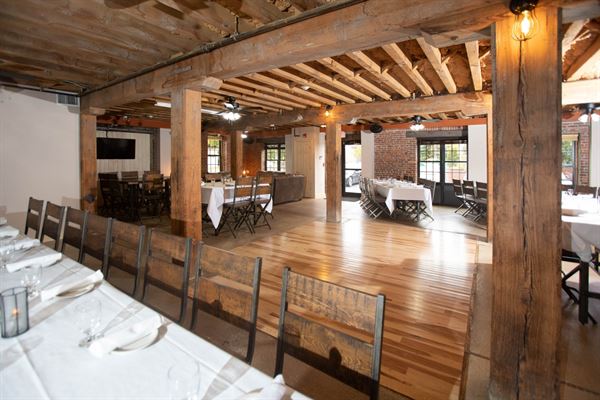 Mahoney's Irish Pub And Restaurant