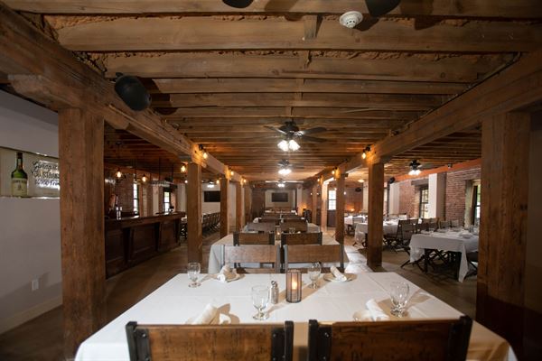 Mahoney's Irish Pub And Restaurant