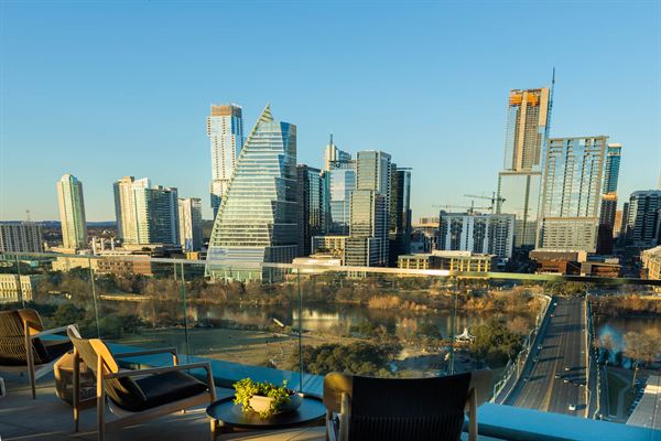 Sky Lounge on Lady Bird