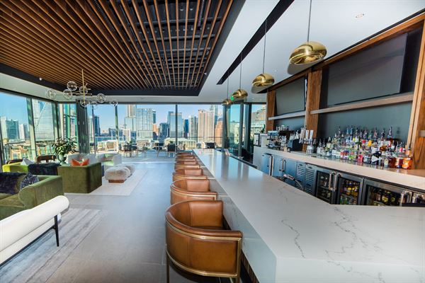 Sky Lounge on Lady Bird