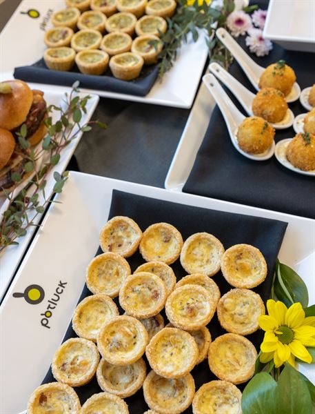 Potluck Café Society