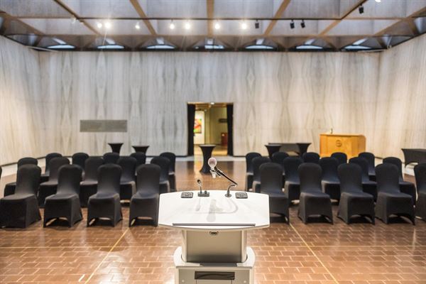 Confederation Centre Of The Arts