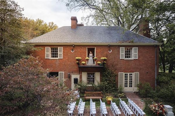 DuPont Country Club & Brantwyn Estate