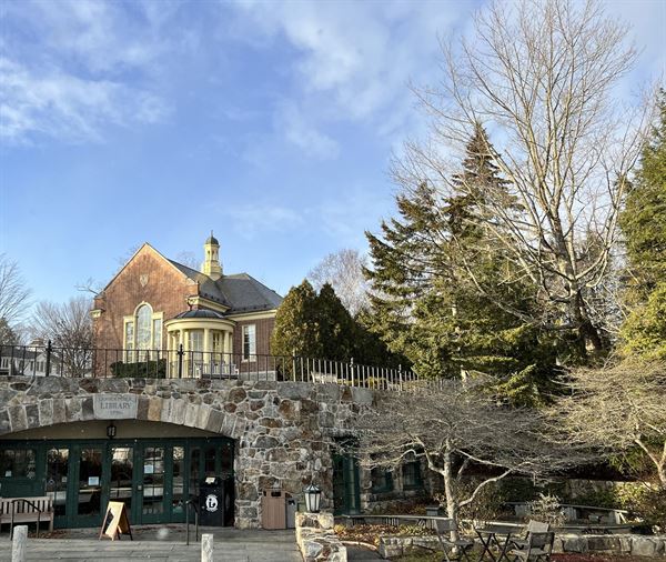 Camden Public Library