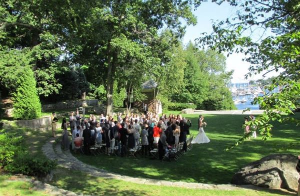 Camden Public Library